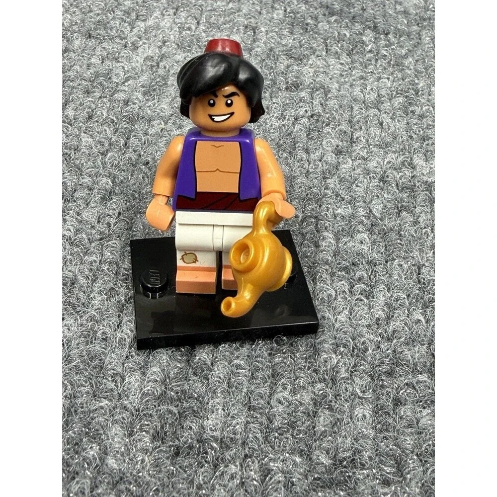 LEGO Disney Minifigure Series Collectible Minifigure - Aladdin 71012